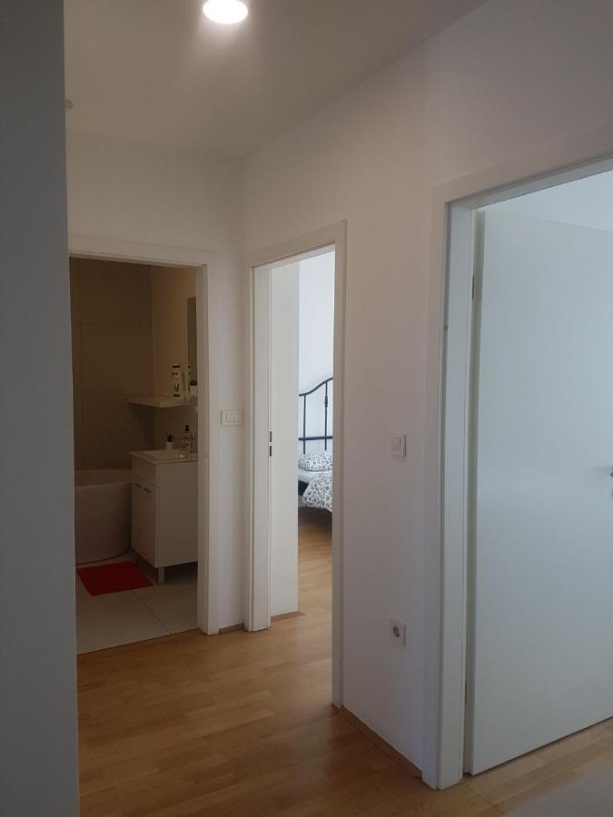Deluxe Apartment Kristian Whit A Private Parking ริเยกา ภายนอก รูปภาพ